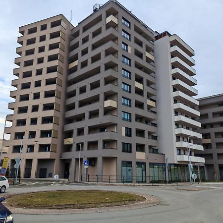 Entrez Albelli Apartment Кошице Екстериор снимка