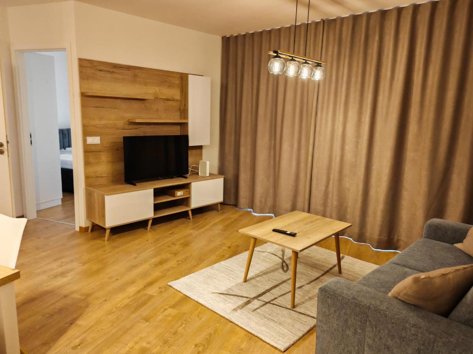 Entrez Albelli Apartment Кошице Екстериор снимка